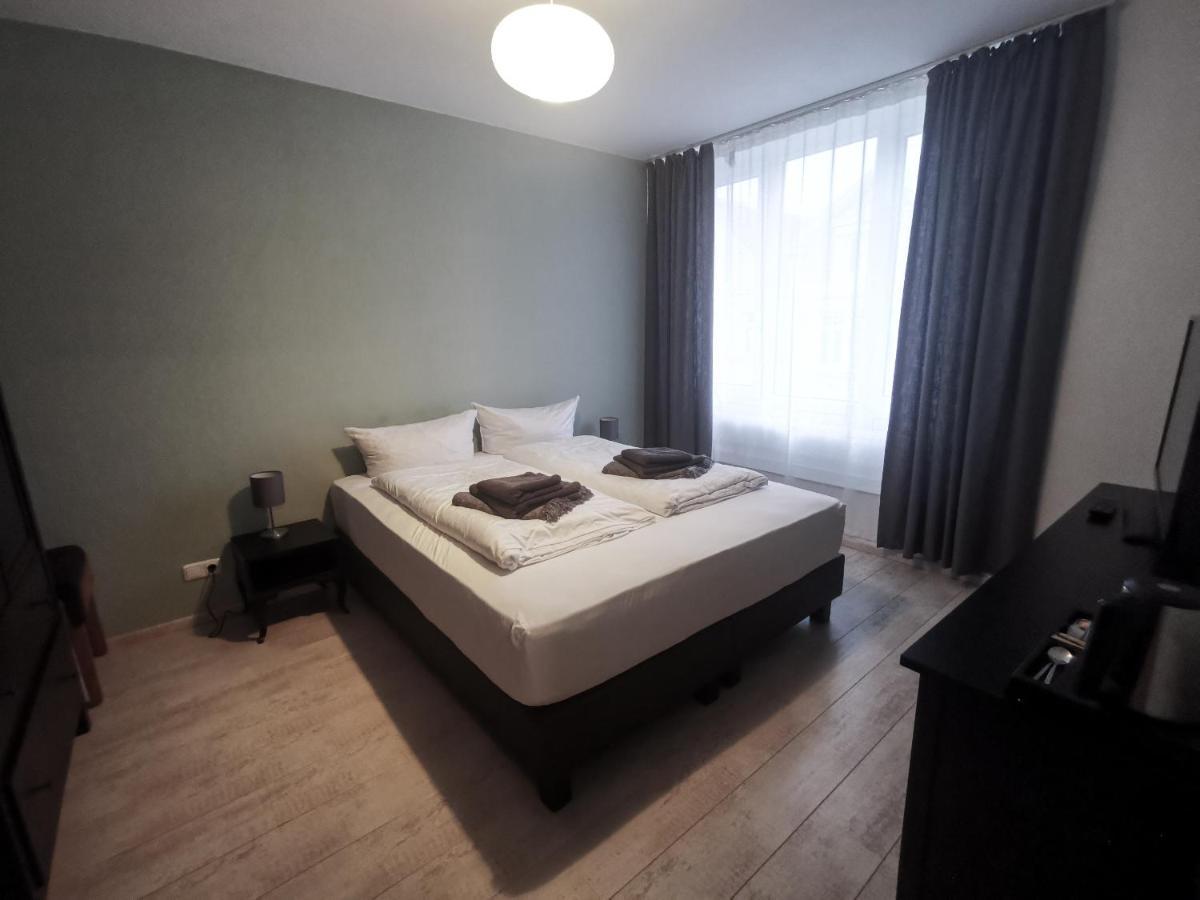 Kontraste Hotel Neumuenster Ngoại thất bức ảnh