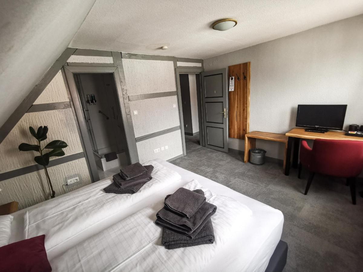 Kontraste Hotel Neumuenster Ngoại thất bức ảnh